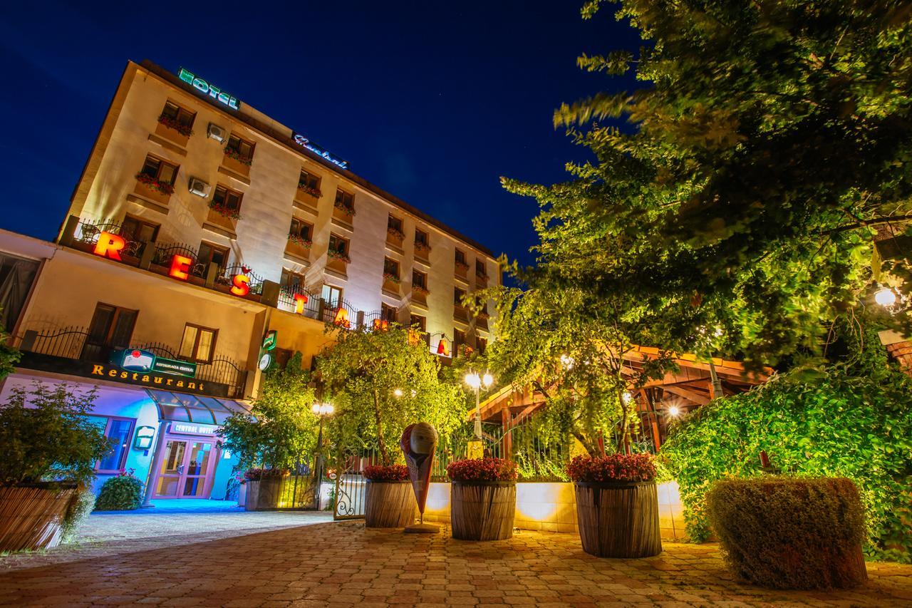 Hotel Central Sala Exterior photo